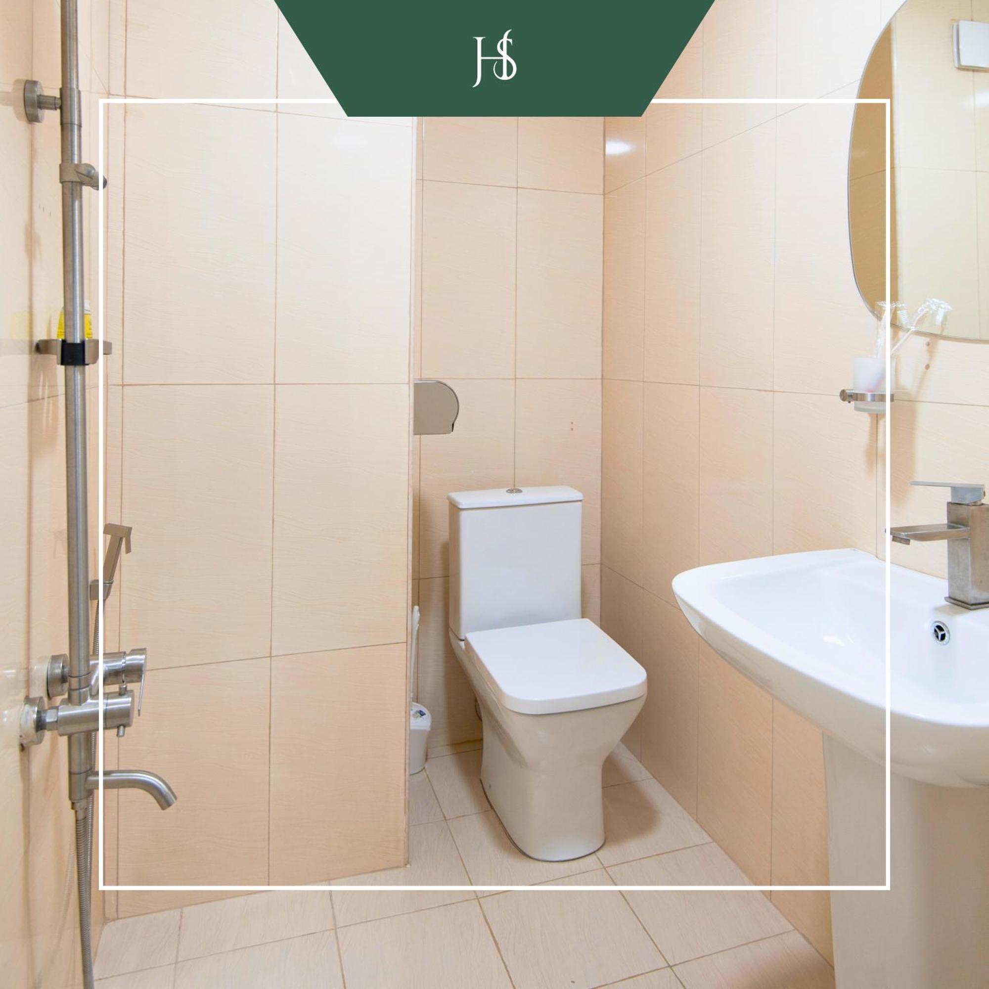 טביליסי Hotel Serenity מראה חיצוני תמונה