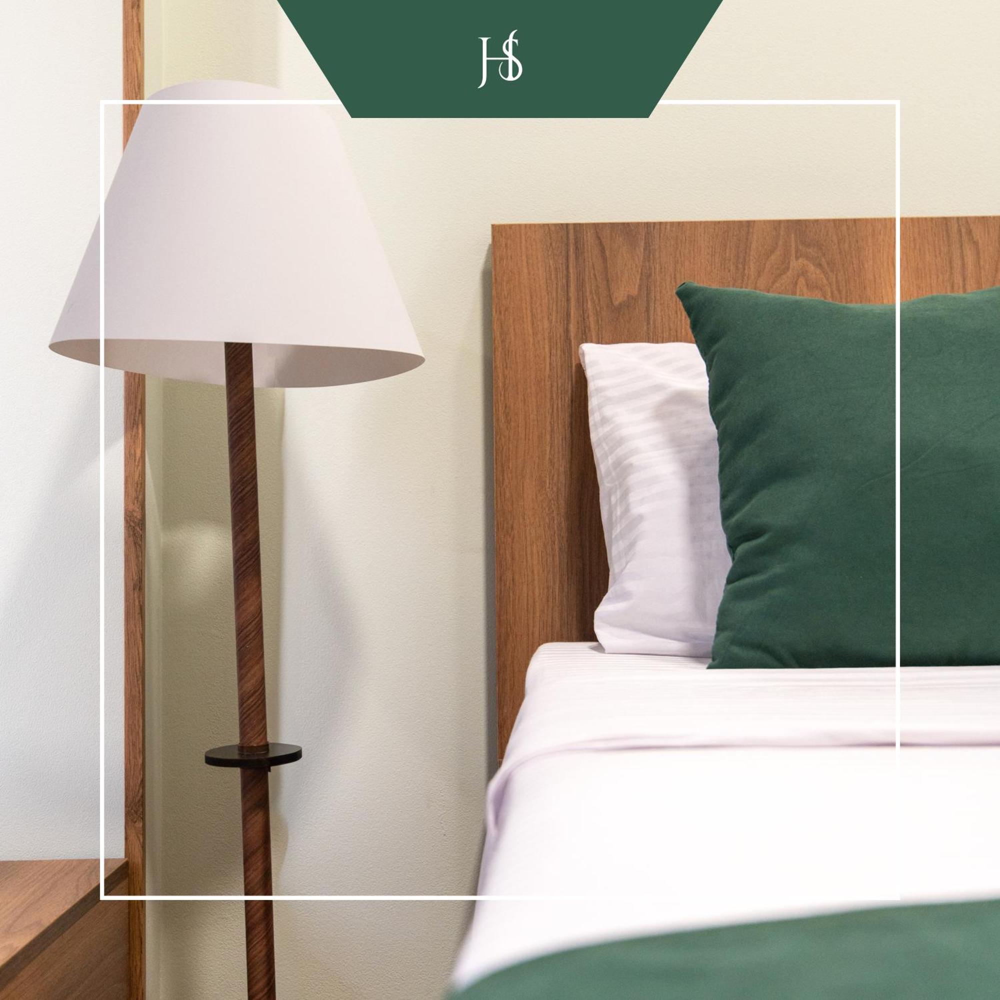 טביליסי Hotel Serenity מראה חיצוני תמונה