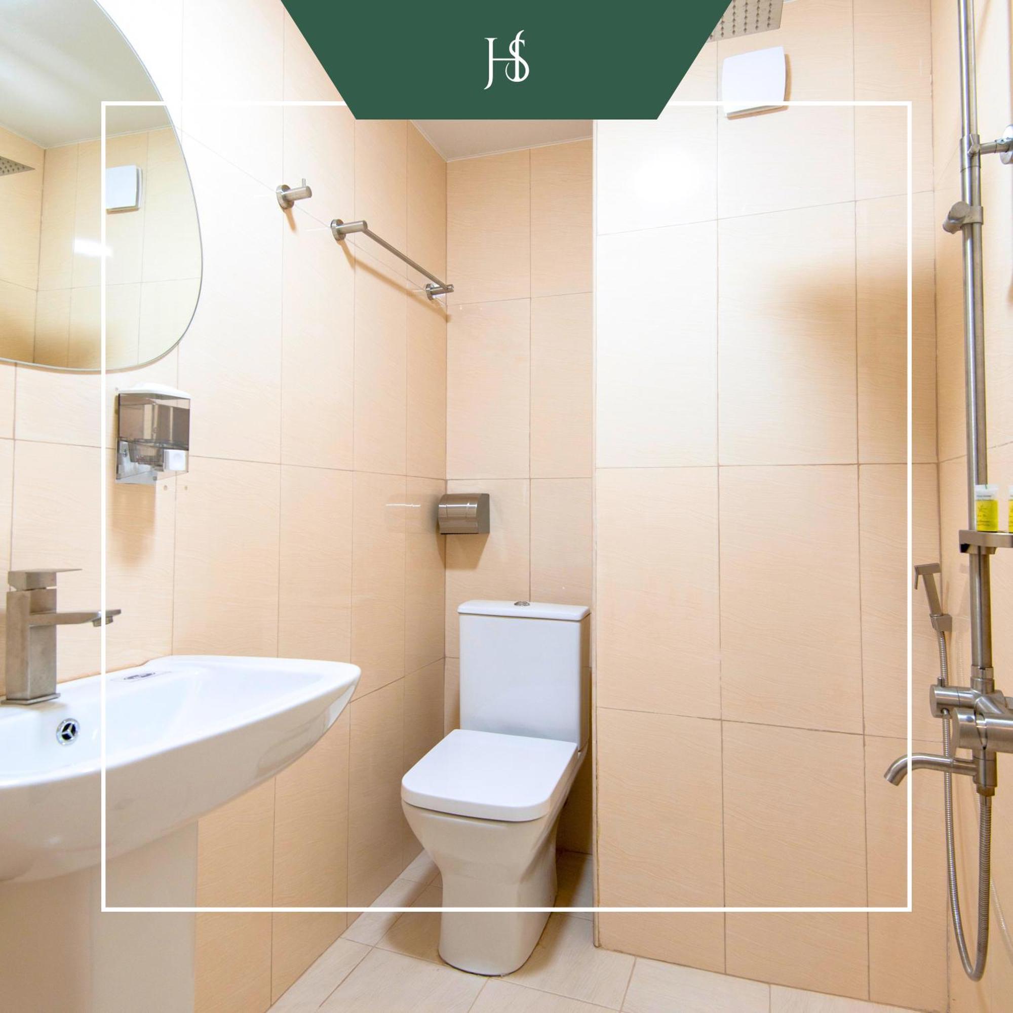 טביליסי Hotel Serenity מראה חיצוני תמונה