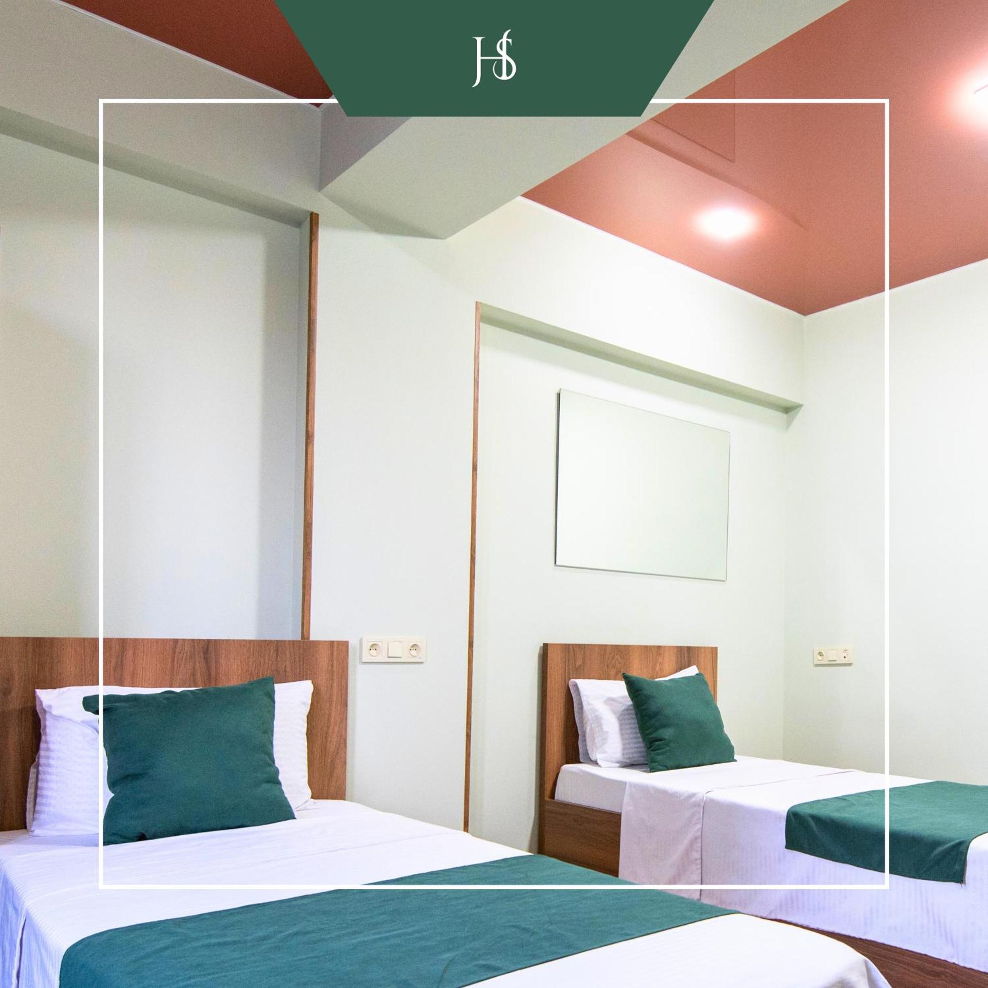 טביליסי Hotel Serenity מראה חיצוני תמונה